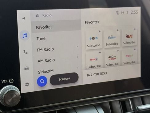 Used 2023 Toyota RAV4 XLE image 20