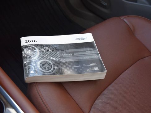 Used 2016 Chevrolet Malibu Premier w/ Driver Confidence Package II FWD image 23