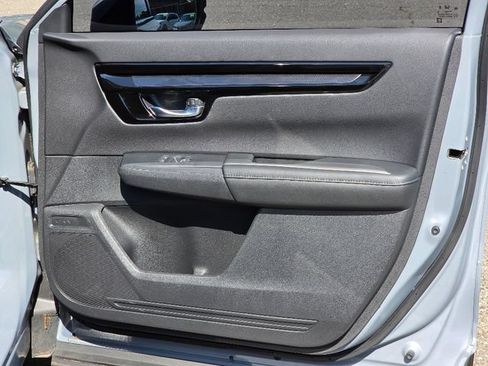 Used 2025 Honda CR-V EX-L image 10