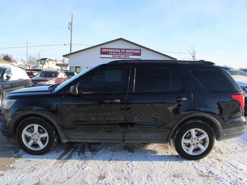 Used 2018 Ford Explorer FWD image 1