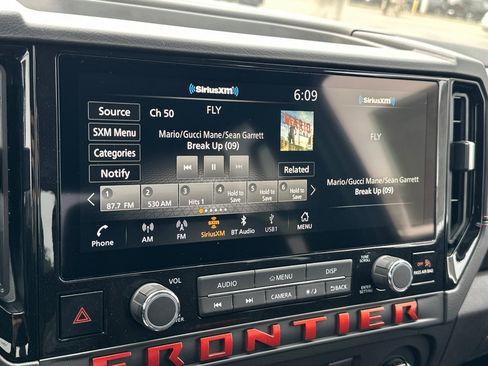 New 2025 Nissan Frontier PRO-4X w/ Interior Protection Package image 17