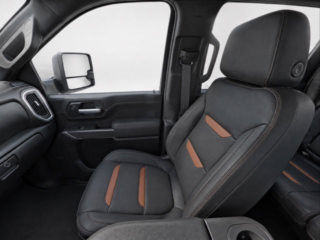 Used 2023 GMC Sierra 2500 AT4 w/ AT4 Premium Plus Package AWD/4WD image 17