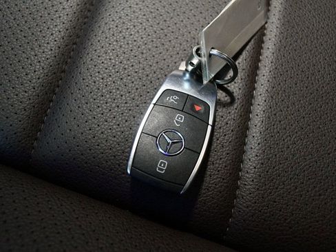 Used 2020 Mercedes-Benz GLE 350 4MATIC image 69