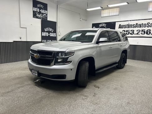 Used 2015 Chevrolet Tahoe 4WD image 3
