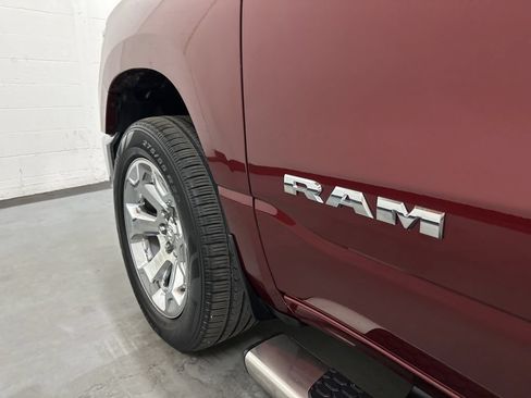 Used 2019 RAM 1500 Big Horn AWD/4WD image 18