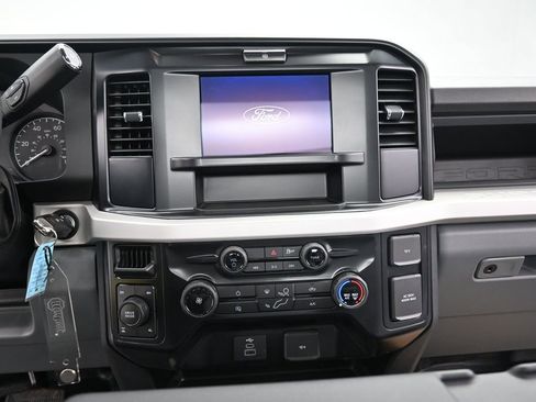 Used 2026 Ford F250 XL AWD/4WD image 16