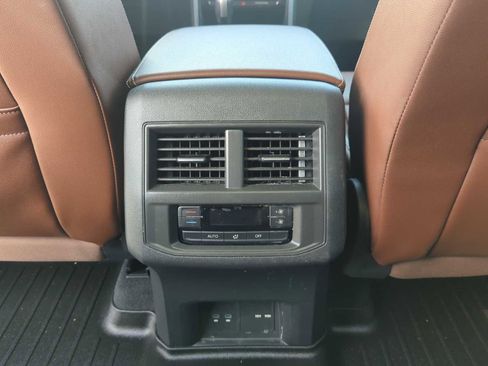 Used 2022 Volkswagen Atlas SEL AWD/4WD image 28