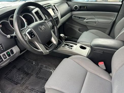 Used 2013 Toyota Tacoma PreRunner w/ TRD Sport Pkg image 11