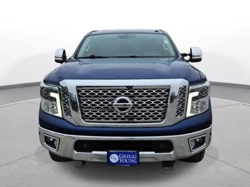 Used 2017 Nissan Titan SL w/ Chrome Package image 3