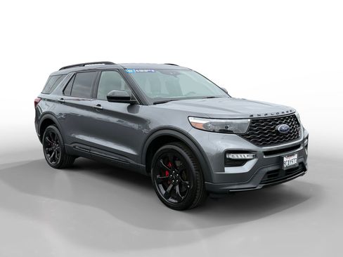 Used 2022 Ford Explorer ST w/ ST Street Pack AWD/4WD image 7