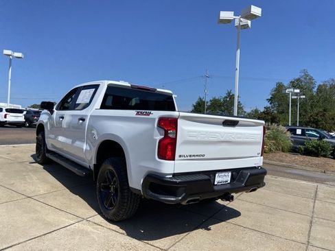 Used 2023 Chevrolet Silverado 1500 LT Trail Boss w/ Protection Package AWD/4WD image 9