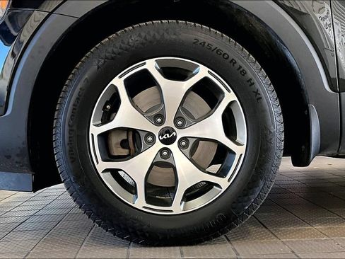 Used 2022 Kia Telluride EX AWD/4WD image 35