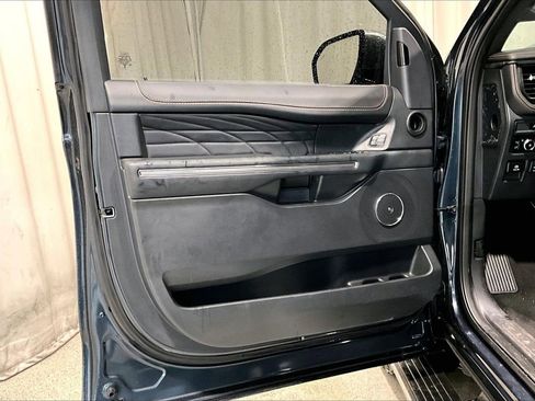 Used 2023 Ford Expedition Max Platinum AWD/4WD image 21