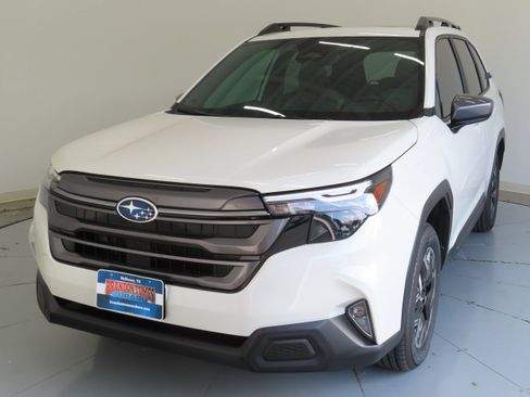 New 2026 Subaru Forester Premium AWD/4WD image 8