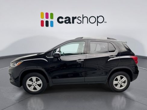 Used 2019 Chevrolet Trax LT w/ LT Convenience Package AWD/4WD image 2