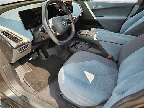 Certified 2024 BMW iX xDrive50 w/ Premium Package AWD/4WD image 10