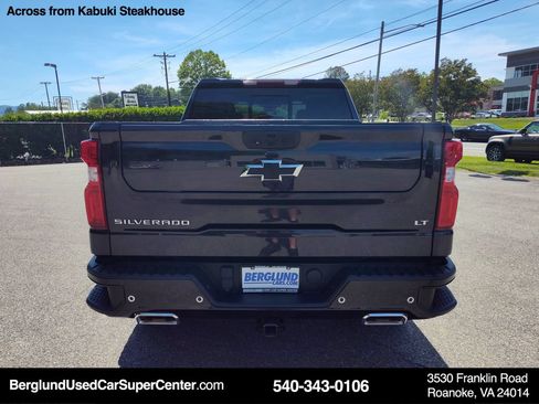 Used 2022 Chevrolet Silverado 1500 LT Trail Boss w/ LT Trail Boss Premium Package AWD/4WD image 5