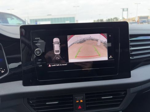 Used 2025 Volkswagen Jetta S image 24