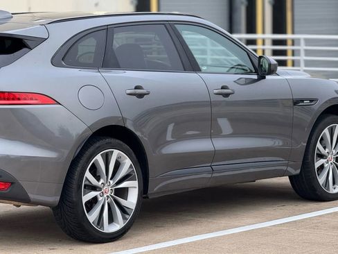 Used 2018 Jaguar F-PACE R-Sport AWD/4WD image 9