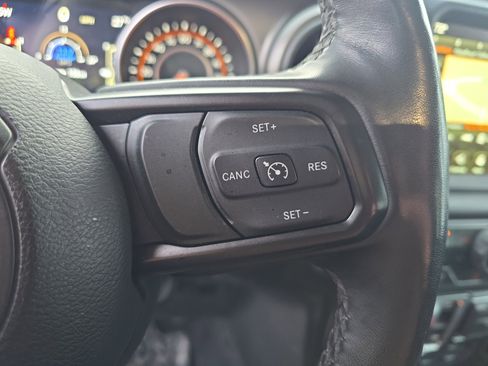 Used 2021 Jeep Wrangler Sport image 22