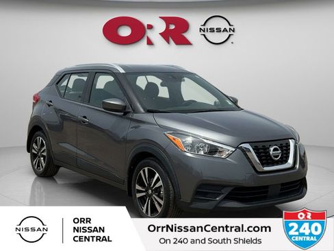 Used 2020 Nissan Kicks SV FWD image 3