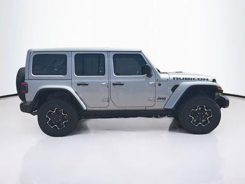 Used 2023 Jeep Wrangler Unlimited Rubicon 4xe w/ Cold Weather Group AWD/4WD image 10
