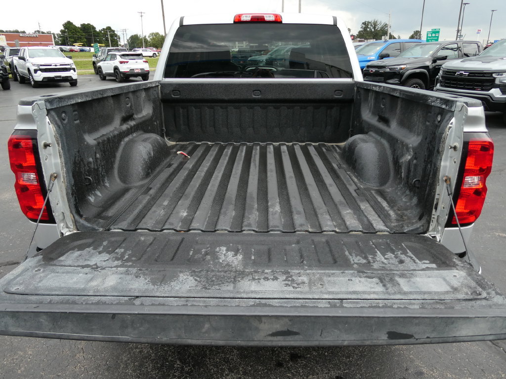 Used 2018 Chevrolet Silverado 1500 LT w/ All Star Edition AWD/4WD image 16