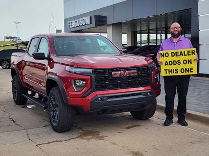 New 2025 GMC Canyon Elevation w/ Convenience Package
