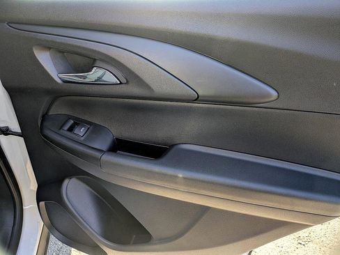 Used 2022 Chevrolet TrailBlazer LS image 29