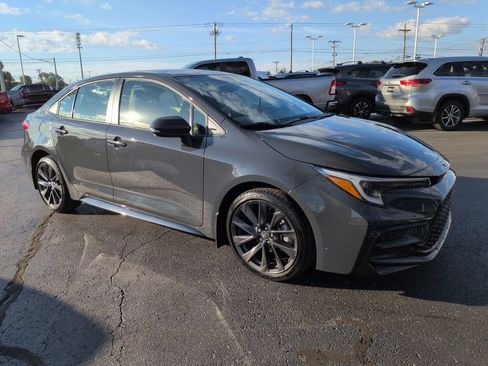 Certified 2024 Toyota Corolla SE w/ SE Premium Package FWD image 7