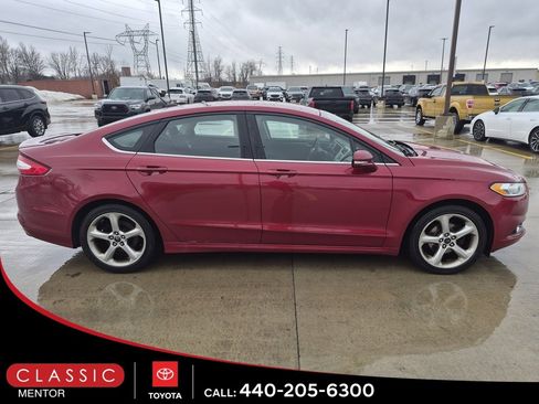 Used 2014 Ford Fusion SE w/ Equipment Group 201A image 3