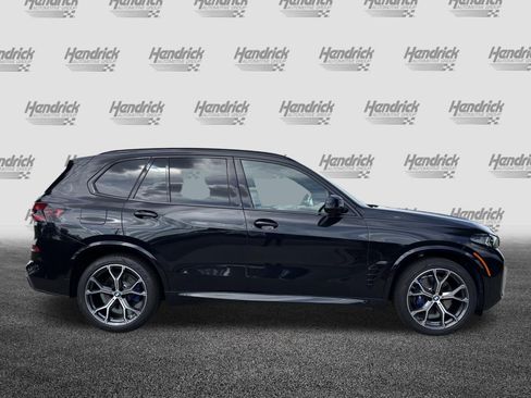 Used 2026 BMW X5 xDrive40i w/ M Sport Package AWD/4WD image 11