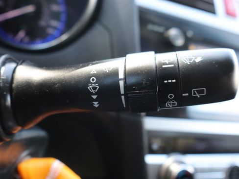 Used 2017 Subaru Outback 2.5i Premium image 33