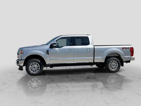 Used 2021 Ford F250 Lariat w/ Chrome Package AWD/4WD image 3