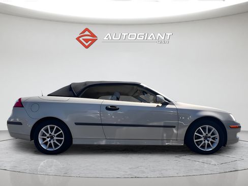 Used 2005 Saab 9-3 Arc FWD image 9