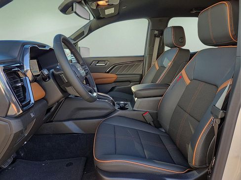 New 2026 GMC Canyon AT4 image 15