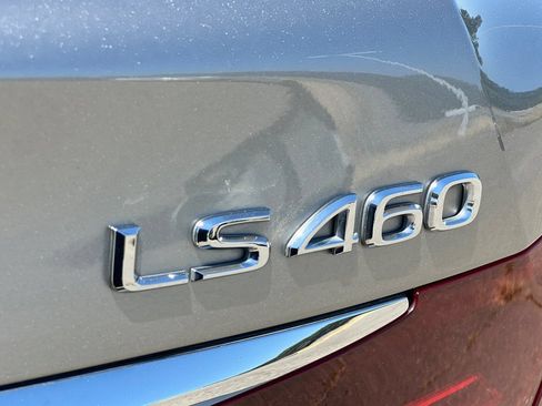 Used 2016 Lexus LS 460 w/ Comfort Package RWD image 12