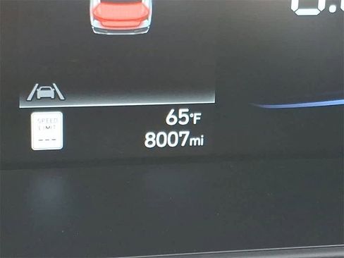 Certified 2025 Hyundai Elantra Sport image 19