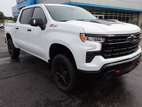 New 2026 Chevrolet Silverado 1500 LT Trail Boss w/ LT Trail Boss Premium Package AWD/4WD image 2