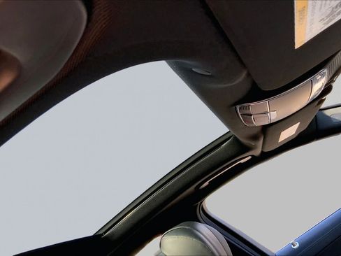 Used 2019 Mercedes-Benz S 560 4MATIC Sedan image 19