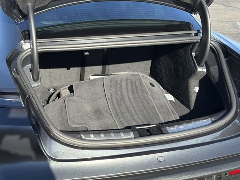 Used 2022 Porsche Taycan 4S image 28