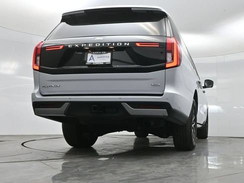 Used 2025 Ford Expedition Max Platinum AWD/4WD image 58