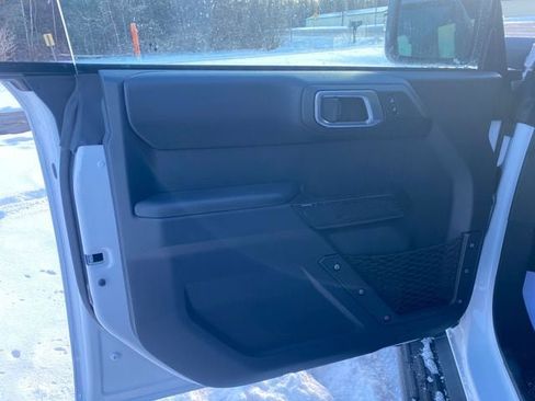 New 2025 Ford Bronco Outer Banks image 12