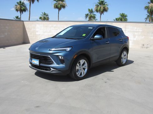 Used 2024 Buick Encore GX Preferred FWD image 1