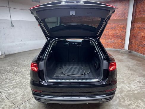 Used 2023 Audi Q8 Premium Plus image 25