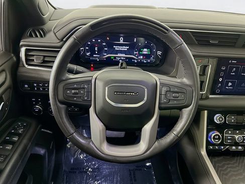 Used 2024 GMC Yukon Denali w/ Advanced Technology Package AWD/4WD image 11
