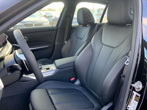 Used 2026 BMW 330i Sedan w/ Convenience Package image 9