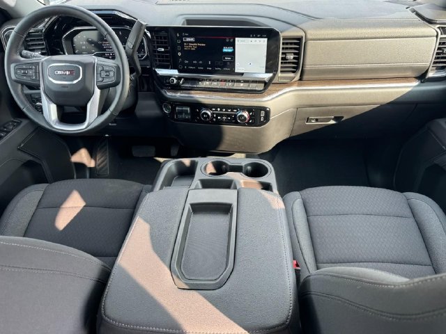 Used 2025 GMC Sierra 1500 Elevation AWD/4WD image 14