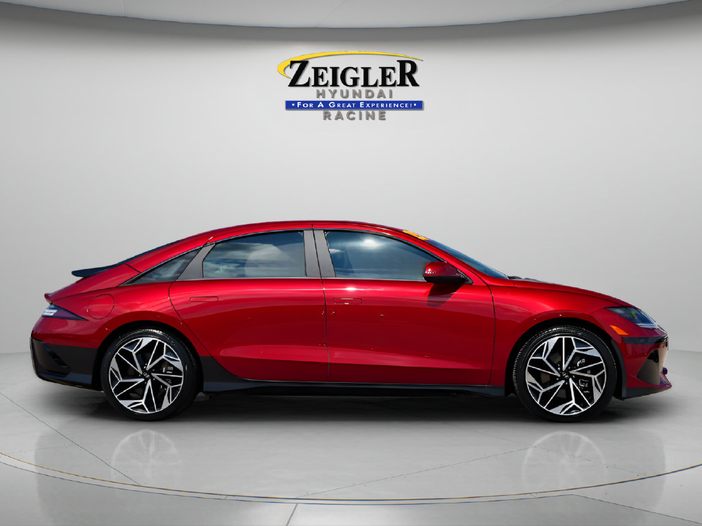 Certified 2025 Hyundai Ioniq 6 SEL AWD/4WD image 8
