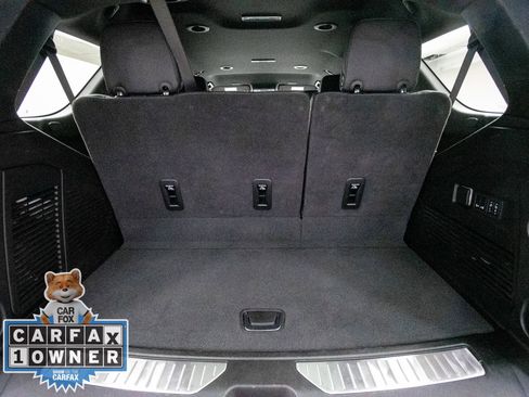 Used 2025 GMC Yukon Denali AWD/4WD image 34